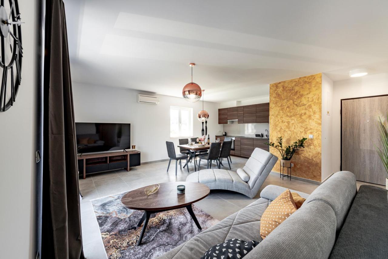 Villa Gold Residence 1 믈리니 외부 사진